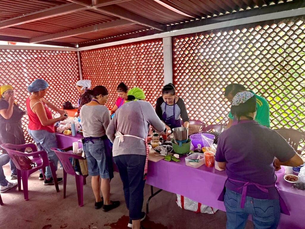 Taller de gastronomía y comercialización - Instituto de la Mujer de Cuernavaca