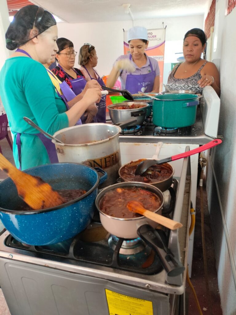 Elaboración de chiles chipotles - Instituto de la Mujer