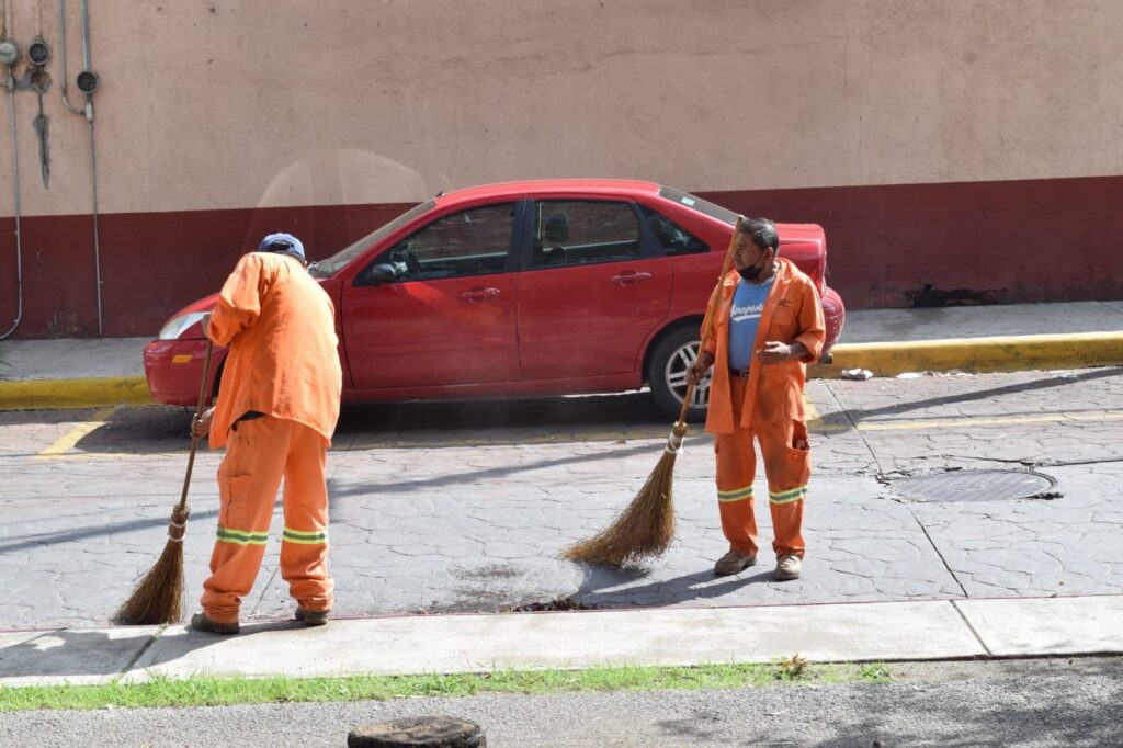 Ayuntamiento de Cuernavaca y Fundación Walmart México Voluntarios apoyando a su comunidad