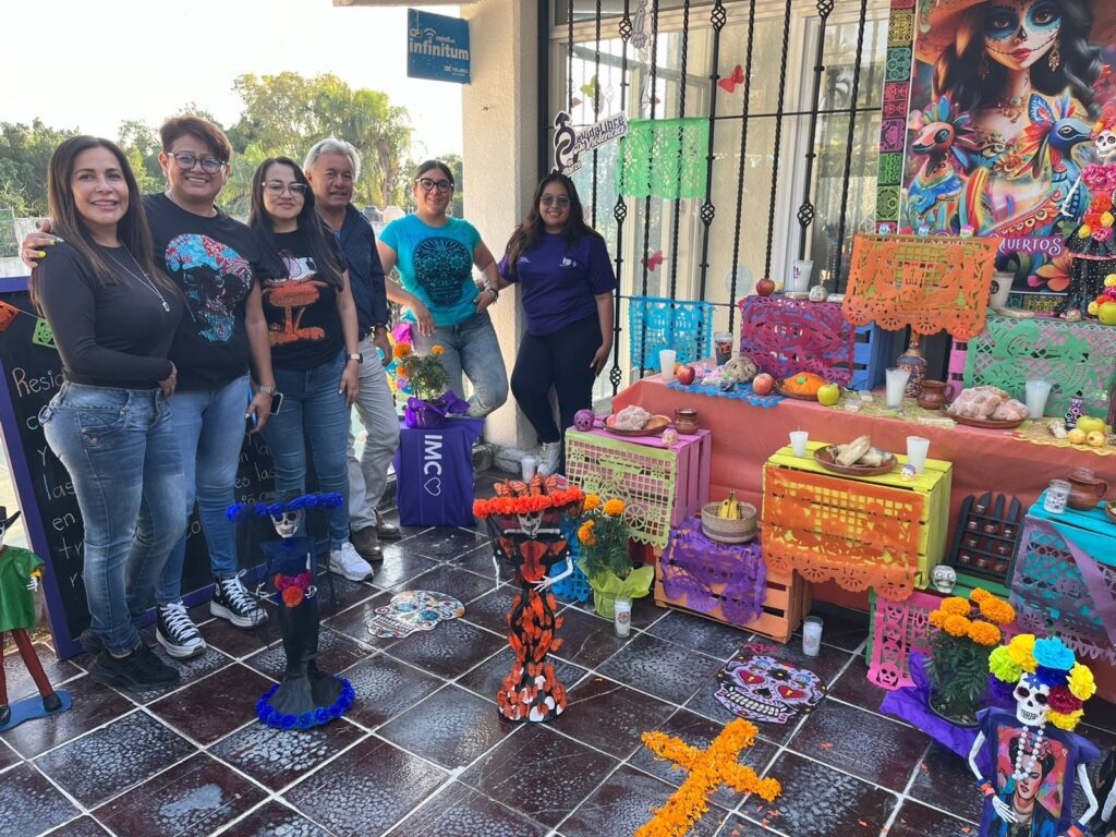 Exposición de Ofrendas en el Parque Tlaltenango - Instituto de la Mujer de Cuernavaca