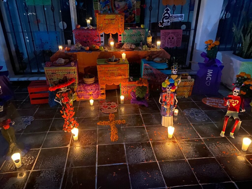 Exposición de Ofrendas en el Parque Tlaltenango - Instituto de la Mujer de Cuernavaca