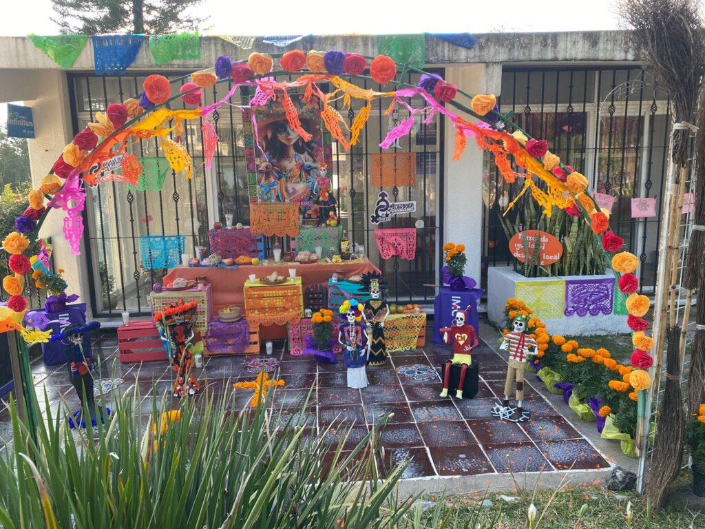 Exposición de Ofrendas en el Parque Tlaltenango - Instituto de la Mujer de Cuernavaca