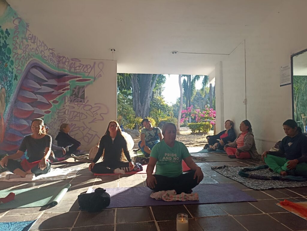 Clases de Yoga Gratuitas en el IMC