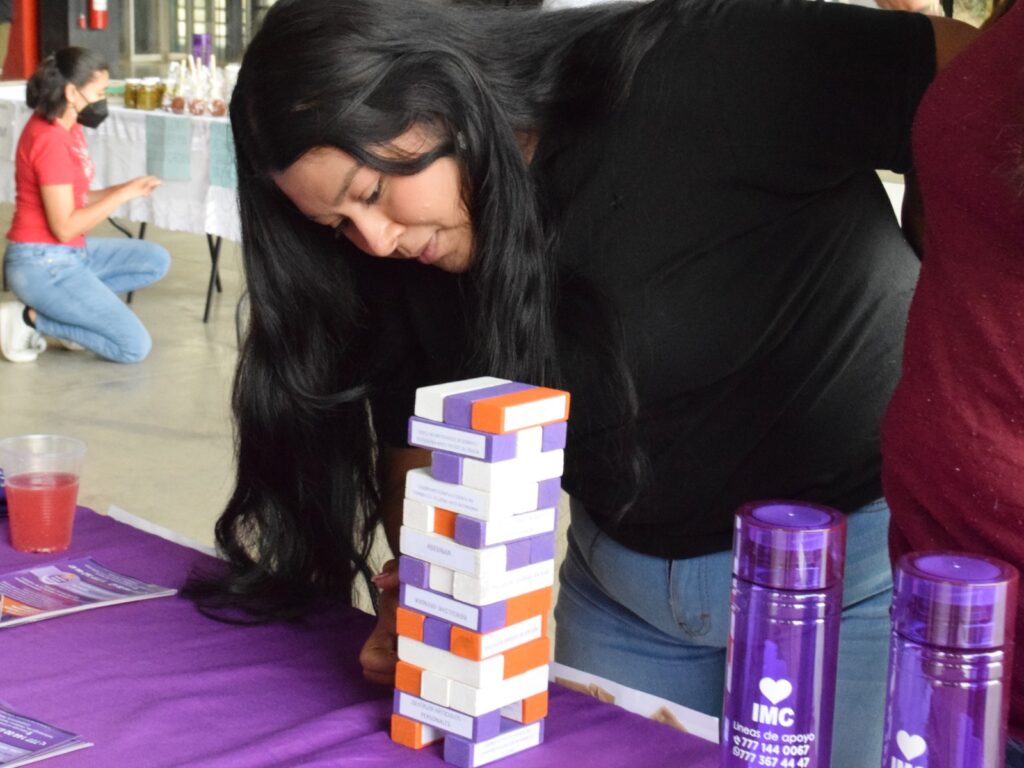 Cooperativa Violeta en la UAEM - Instituto de la Mujer de Cuernavaca