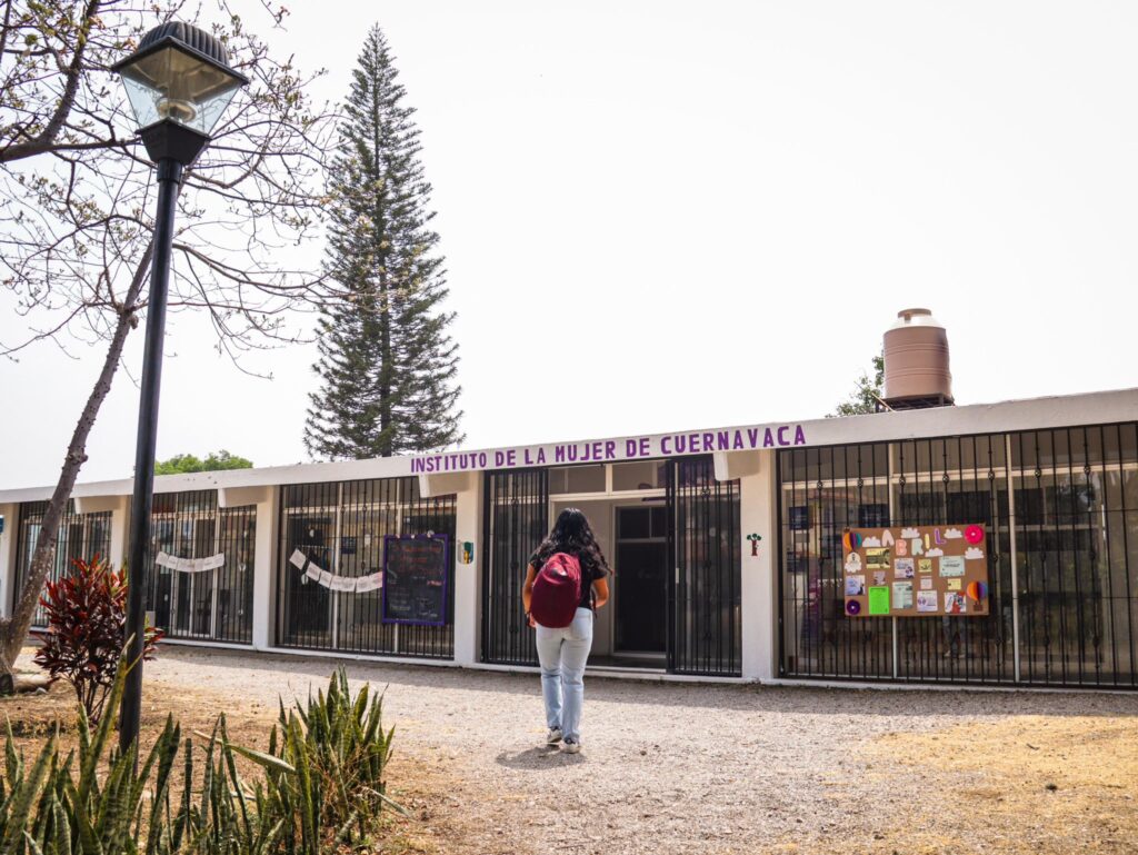 Programas Permanentes del IMC: Atención y Apoyo a Mujeres en Cuernavaca