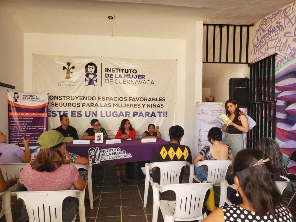 El Instituto de la Mujer de Cuernavaca conmemora el Día Internacional del Libro con la presentación de “OASIS: Escritos de Libertades”