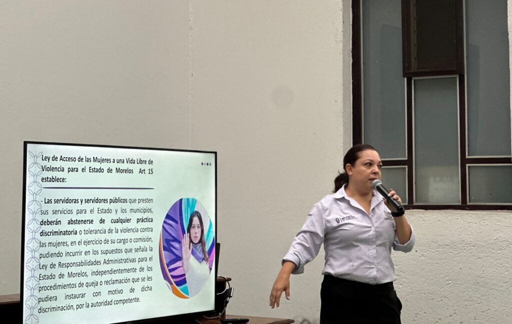 Capacitación en perspectiva de género al personal del Ayuntamiento de Cuernavaca, dirigida al área de Secretaría de Administración e impartida por el IMC.