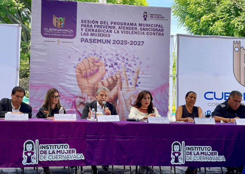 IMC y autoridades municipales durante la segunda sesión del Comité PASEMUN en Cuernavaca