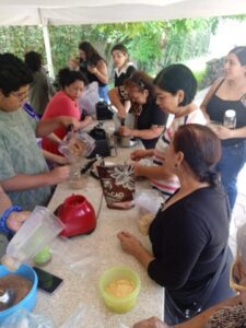 El IMC promueve la autonomía económica de las mujeres con talleres del programa FAEM, impulsando el aprendizaje, el emprendimiento y la independencia económica.