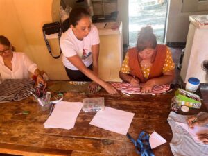 El IMC promueve la autonomía económica de las mujeres con talleres del programa FAEM, impulsando el aprendizaje, el emprendimiento y la independencia económica.