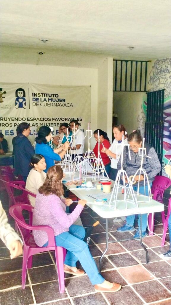 Taller de Elaboración de Catrinas - Primera Parte - septiembre