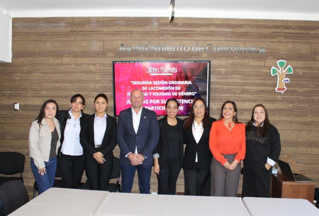 Directora del Instituto de la Mujer de Cuernavaca presenta informe de trabajo en la Comisión de Igualdad y Equidad de Género del Ayuntamiento.