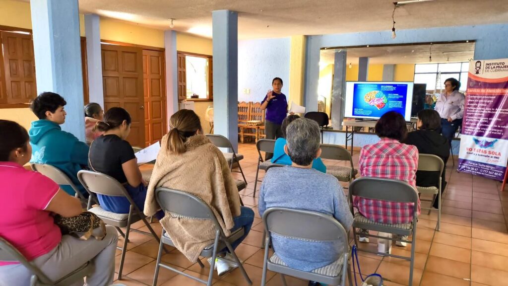 El Instituto de la Mujer de Cuernavaca realizó el primer taller en territorio del programa “Entre Mujeres, Conversando por nuestra salud emocional” en la colonia Chamilpa