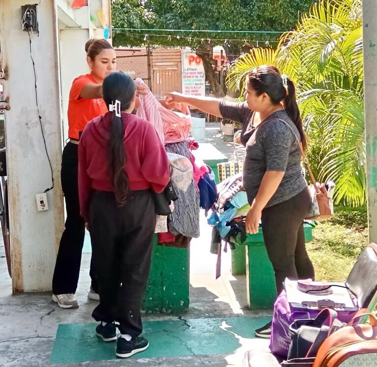 Taller de Elaboración de Bisutería - Tulipanes-5