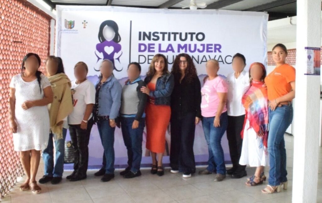 Mujeres indígenas participan en un grupo focal realizado por el IMC y el INSP para dialogar sobre salud menstrual, derechos humanos y estrategias de inclusión.