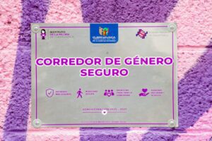 Autoridades municipales, representantes del IMC, INSP y comunidad participan en la inauguración del primer Corredor de Género Seguro de Cuernavaca, con acciones de recuperación urbana y prevención.