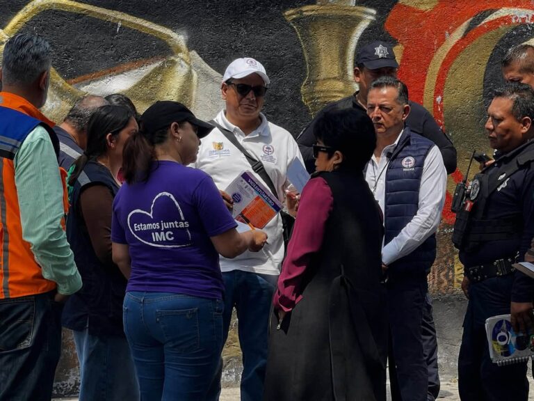 Personal del IMC, estudiantes y autoridades realizan una Marcha Exploratoria de Seguridad en las inmediaciones del CETIS 44 para identificar zonas de riesgo y fortalecer acciones preventivas.