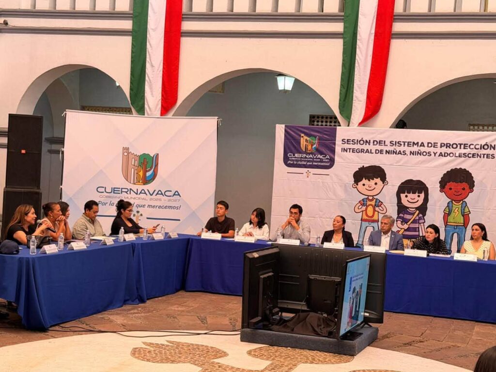 La directora general del IMC, Dra. Lorena Elizabeth Castillo Castillo, participa en la Sesión Ordinaria de SIPINNA.