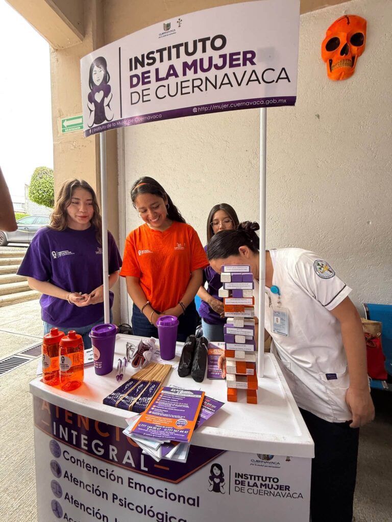 IMC participa en la Jornada de Sensibilización y Prevención de las Violencias de la Facultad de Enfermería de la UAEM, con una plática informativa y el Módulo Violeta Itinerante.